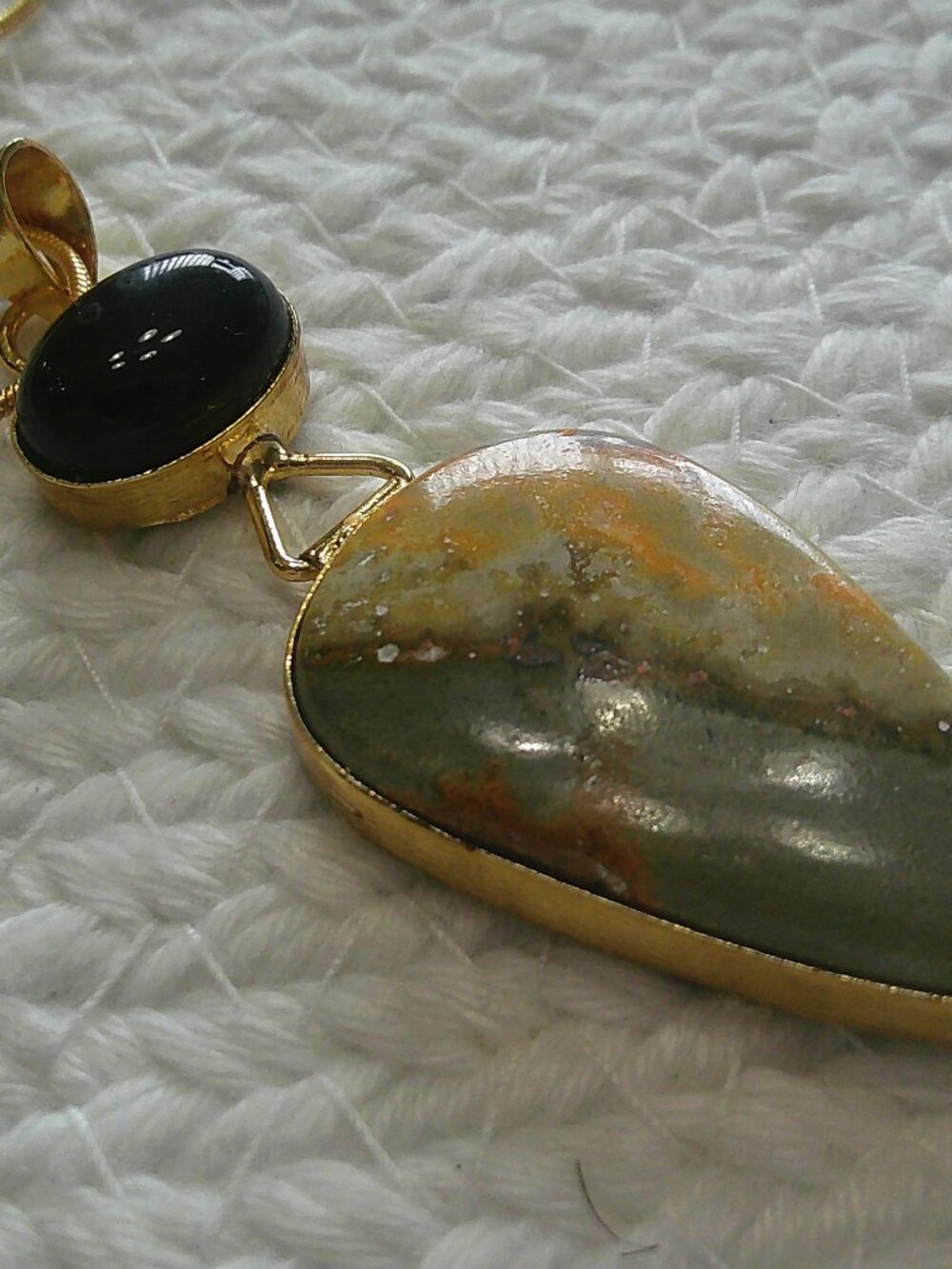Stunning BUMBLE BEE JASPER & BLACK ONYX Handmade Gold Pendant/Chain #202F